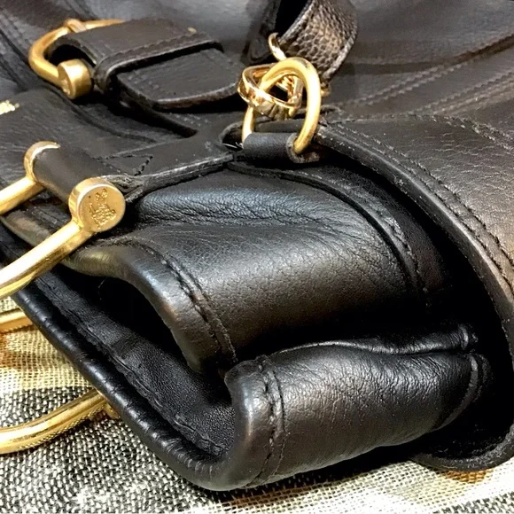 Burberry Bags - Picture 11 of 16